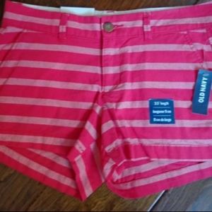 Old Navy pink shorts